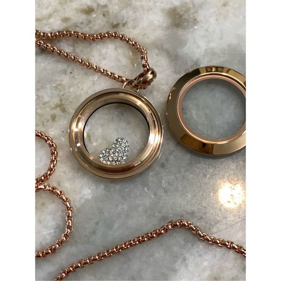 Rose Gold Locket Chain and Crystal Heart #keepsake #rose gold #heart - Picture 4 of 7